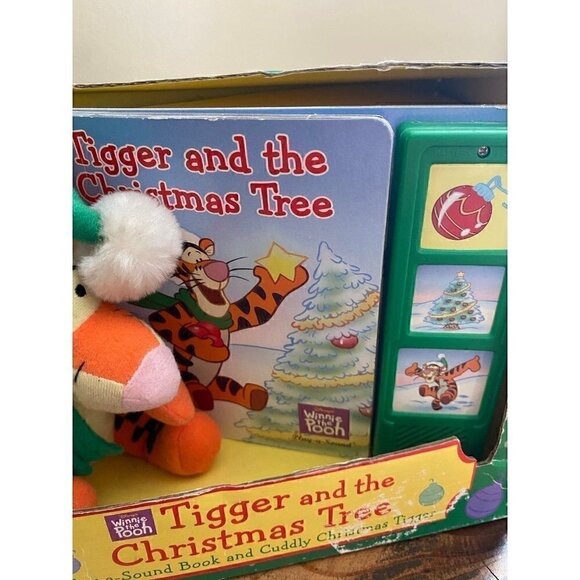 NEW Winnie the Pooh: Tigger and the Christmas Tree - Picture 6 of 7